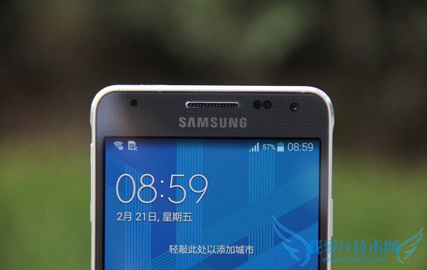 精致金属边框 12张三星GALAXY Alpha图片欣赏