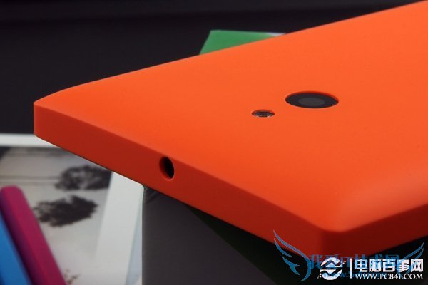 Nokia XL耳机接口