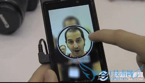 黑莓BB10出色的连拍抓取功能