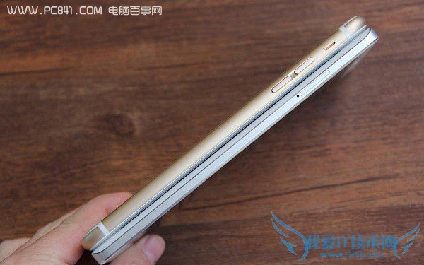 小米Note和iPhone6 Plus侧面对比