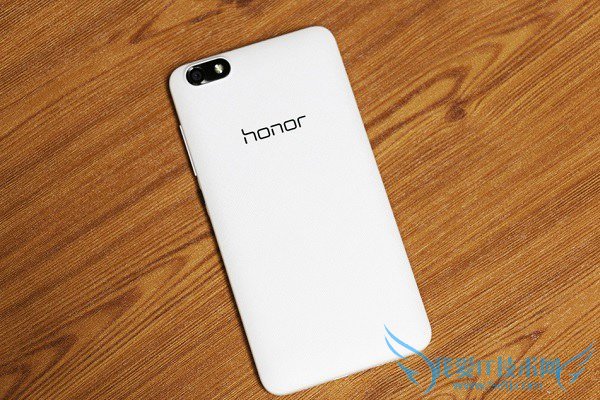 千元4G三网通吃 荣耀畅玩4X开箱图赏