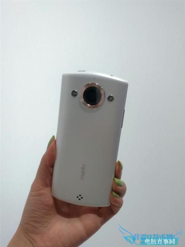 美图2白色版摄像头图赏