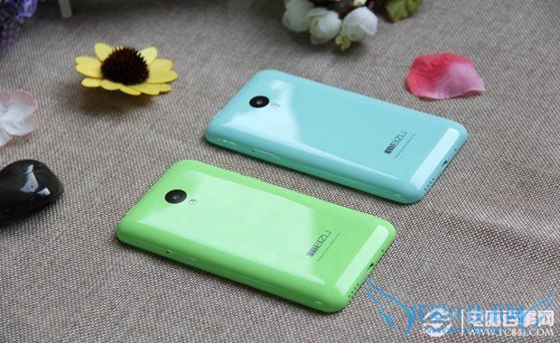 魅蓝绿色版和浅蓝色版哪个好看 背面对比