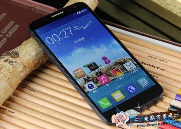 千元联通4G手机 TCL S830U手机图赏