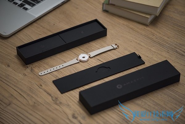 高圆圆同款手环 华米Amazfit手环开箱图赏