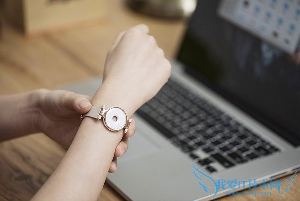 高圆圆同款手环 华米Amazfit手环开箱图赏