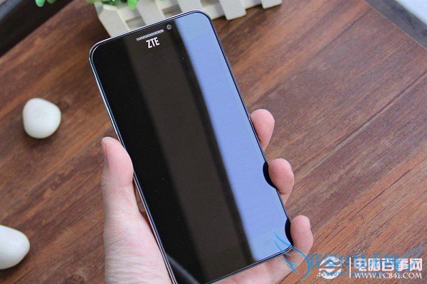 价格是败笔 中兴天机3实拍图赏