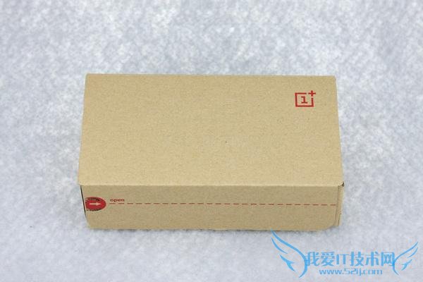 一加手机2发布会邀请函赏析