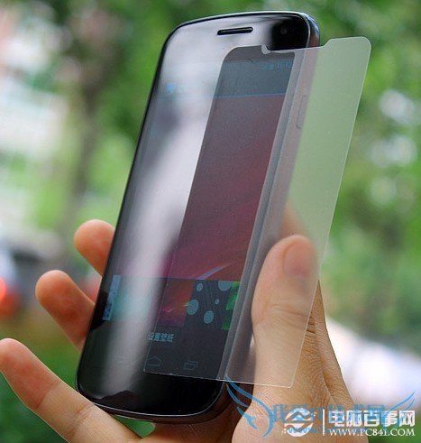 磨砂手机膜强光反光表现对比