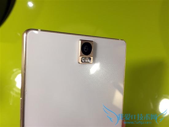 酷派大神X7图片