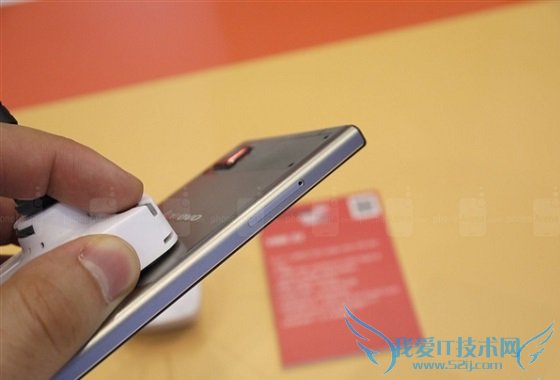 逆天中框设计 联想VIBE X2真机图赏