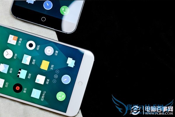 魅族MX4白色和黑色对比图片