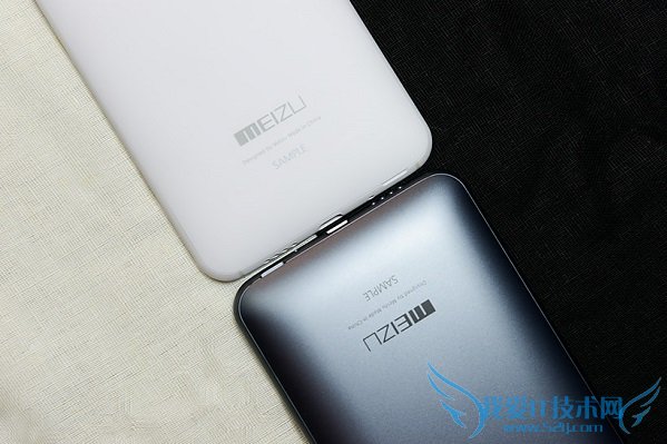 魅族MX4白色和黑色对比