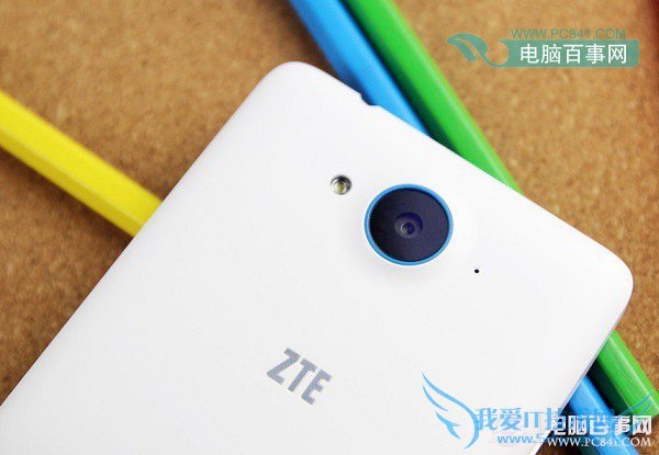 中兴红牛V5开箱后置摄像头