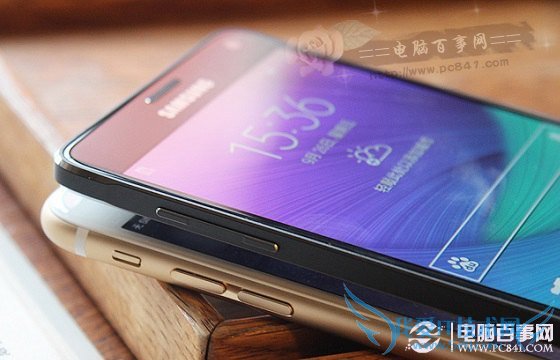 三星Note4和iPhone6 Plus 2.5D屏幕对比