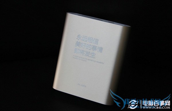 10400mAhСƶԴһ濪ͼ