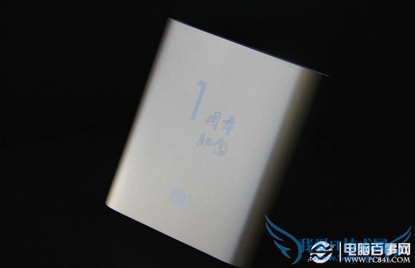 10400mAhСƶԴһ濪ͼ