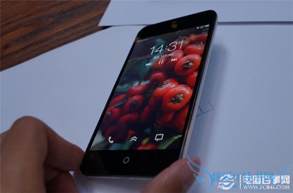 魅族MX2真机体验:看魅族MX2细节的美
