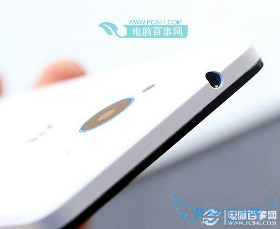 中兴红牛V5机身顶部耳机接口图片
