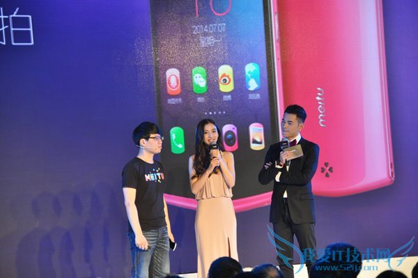 ͼʼ衢Angelababy̨ͬ