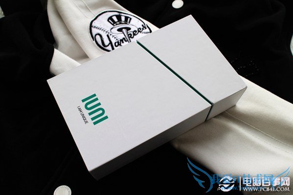 文艺范2K屏 IUNI U3开箱图赏