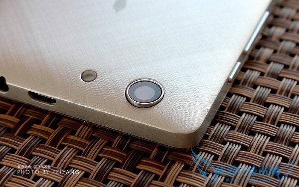 蚕丝纹理后壳 小辣椒S1开箱图赏