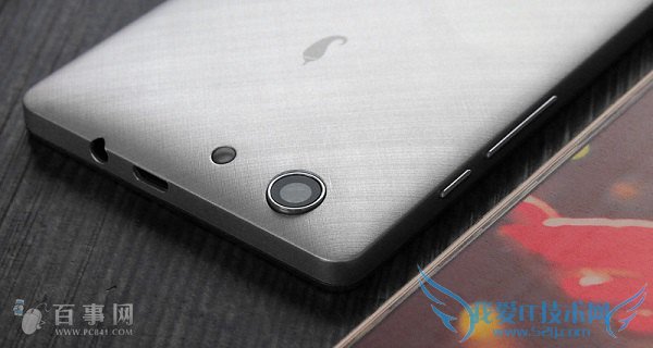 蚕丝纹理后壳 小辣椒S1开箱图赏