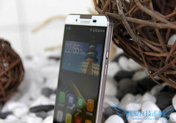 双系统安全手机 酷派铂顿真机图赏