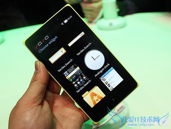 诺基亚XL智能手机图片