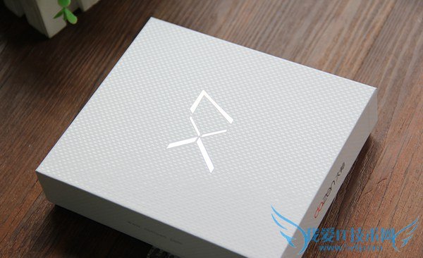 酷派大神X7包装盒图赏