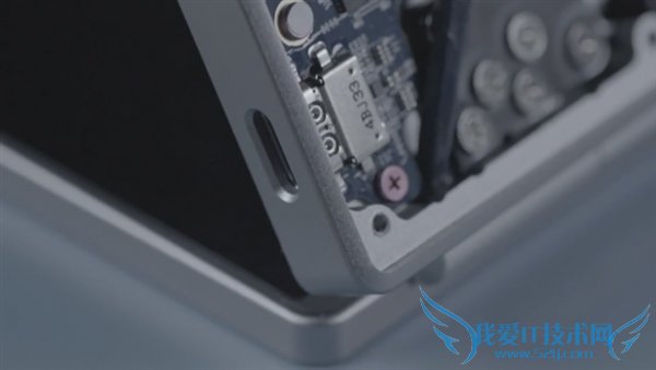 USB C和USB 3.1傻傻分不清?这篇文章可以帮你