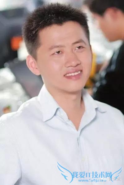 ׯ³½³¬Ì¸»ØÒä ÕÅÌν²Ç黳 È¥ÄĶù CEO ׯ³½³¬£º“½ñÌ죬½«ÊÇÎÒµ£ÈÎ Qunar CEO ºÍ¶ÊµÄ×îºóÒ»Ìì¡£” ÕÅÌδóÖÚµãÆÀÕÅÌΣº“½ñÌìÓÖÓÐÒ»¸öб仯£¬ÒªºÍ´ó¼Ò¹µÍ¨¡£” ÔÚׯ³½³¬µÄÀëÖ°ÐÅÀ´ó¶à½²µÄÊÇÕâÊ®ÄêÀ´´´Á¢È¥ÄĶùÍøµÄ¼èÐÁºÍ»ØÒ䣬ͬʱ»¹¸ÐлÁËÕâ¶Îʱ¼äÒÔÀ´¸øÓè¹ýËûÖ§³ÖµÄËùÓÐÈË£¬Ëû´Ó½¨Á¢È¥ÄĶùÍøµÄ³õÖÔ̸µ½ÁËÕâÊ®ÄêÀ´ËûÃǹ²Í¬È¡µÃµÄ³É¼¨¡£