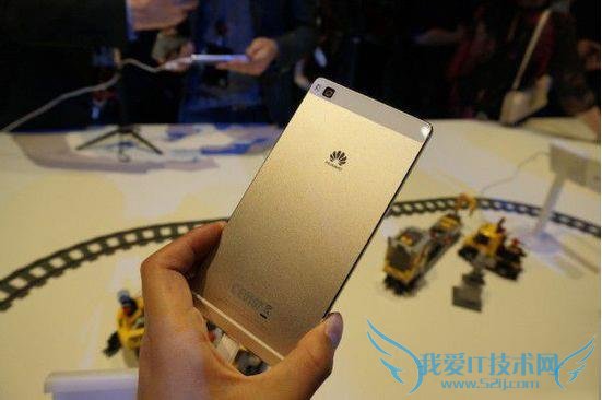 华为 P8 今日开卖:同样 3600 你买 iphone5S 还是 P8 高配版?