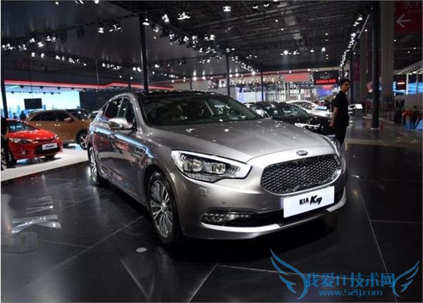 55.8-75.88 万 你买起亚 K (5+4) 还是 BBA?