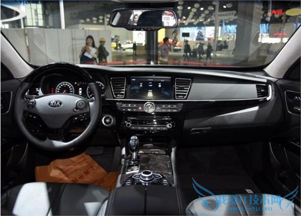 55.8-75.88 万 你买起亚 K (5+4) 还是 BBA?