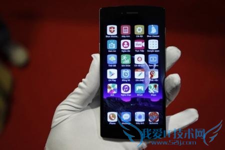 “ԽС”Bphone װйԽѵ ɶ