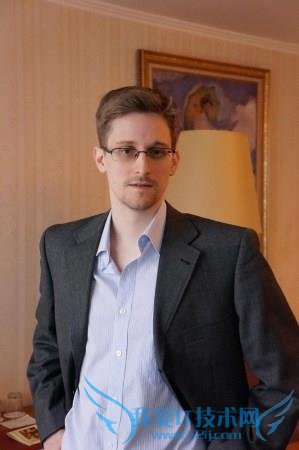 女星脸书晒极机密级阿帕奇直升机 台湾军方震怒