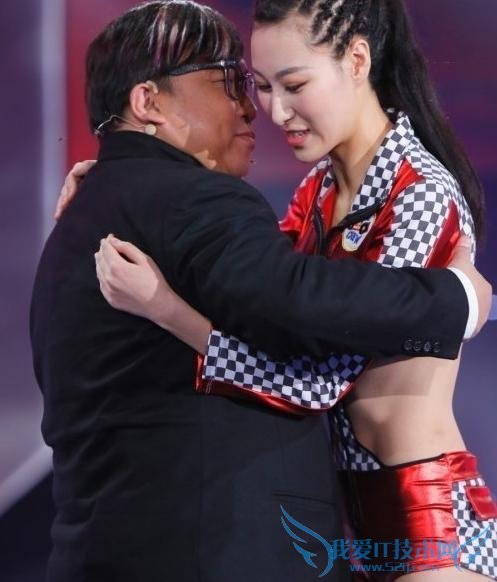 ȦǱ֮“ϴϷ”Ůһ˯  ΪһǱйŴķ⽨ȴʢйִĸиҵǸէߣҪһȦҪȻܴȦڵһЩԼ׳ɡֲڵĹһ㣬Ȧӱܿ콫ȦȦȦѧȦýȦƼȦȡЩССȦУȦ“Ǳ”޽ڲ٣ܵҲࡣ  ûȦģֻȦ벻ġȦ“Ǳ”Ķ࣬˯ϸɵǸǷݡȹϵǡ顢Ƭ˾ѭŹ򣬲ҵ  10  5 գ̨ýıָŮ˯ȡɫȻҵǱ򣬵Ҫһ˯ȴǽΪġƣڸҳعһƾԱŮǵĶԻͼ“ǩͬ㣬”̤ﻯŮԡ  ƣε˲٣ϧ岩λعǱԻͼ“ǩͬ㣬ǡ 1 Σ 1  3 Ρ”ҪŮ˯ɫ  ȦǱУ“ϴϷ”˯Ѵڶ꣬ȦھȻŮ“㵼ݻƬ˯”  ˷ȦǱҲۣ“ԱǵĳϷôĵ?99%˯˯ġ⺢ӲϷͲãԼ˯ÿûá” ̬˵˵ݣΪ 1%˯ġ  С˵Ȧҵ˵ںܶˣΪϷźƬ˯ǲҪʣȦûǱͲϷ?Ȧʧȥµ?ŮԱ̤ȦͲܽԺ?