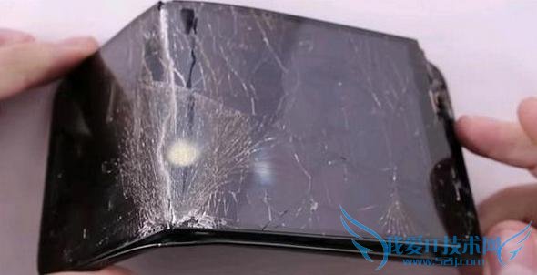 华为造的谷歌 Nexus6P 容易掰弯?测试证明只比 iPhone6s 差一点