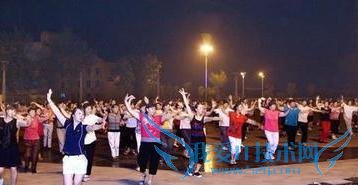 中国大妈也是低头族 手机 APP 平台上疯狂抢购黄金