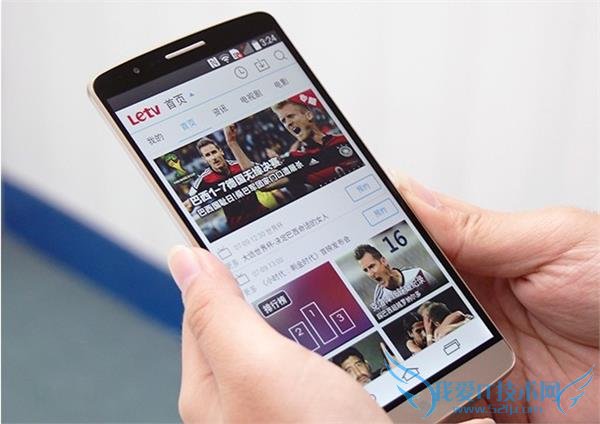 乐视悬赏百万寻更窄黑边 2K 正牌手机 人艰不拆闹够没?