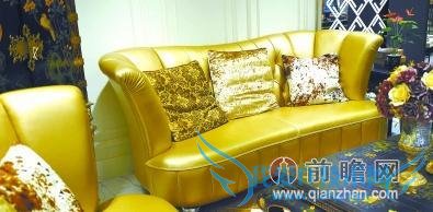 ѳҫ йΪ?  йϲʲôɫ?ͷǰհĸʢΪĴǺɫ iPhone 5S ֣Ϊ֮һ𣬸ʢղŻȻԭйϲɫǽɫ  йŴɫȨ͸ĳ̶ֳҲʾйŴ˶ڽӺͽǮ׷󡣵ִᣬǶڽɫϲ޼  iPhone 5S ɫֻƻֻֻкڰɫĵһۣҲ»й˹ݻ߹  ͷ׵ɫִһʱһЩɫʸеʱճǺ߶˺ڡԲз̡ۡȴĳ֣ȴһɫҲһֹ  10  14 գ“”һϾ޽еӲγγëǮӲҽ 2 öӲӵϹۣһʱΧۺ顣ǰ 10  12 գϺͷҲ˼Ӣ׷⳵óһͬעĿ⡣  ɴ˿ɼ߶˺ڡԲз۵ȣ𲻽ѳΪճʹʼߵ˴ʻ㣬һɱܵȵĴʻ㡣ܹ“”մϱߣͷĸʱߣձ¥Ƶ궼˶档ڴˣͷǰհĸʢղ˵һ䣺ʦͷʱ“”йص顣  ʵϣй˶Ľɫķ׷󲻷䣬йϲĻƽϲֻϲγйŮϲ߸Ь¡  ݴˣ“iPhone 5S”ֻɫĴʻ㣬йʽĴڶΪ“ҫĽɫƷ”йΪ?ͨ׵˵ѳΪ“ҫ”ĴʣҪӵֻγµ˵Ϊ˱ԼݡʱĸƷѾΪй谮ĲƷ“ã”ûƷζ¶۸¶Լ۱ȵͲ¶ǲƴֲǸ¶  ȻýУй“ǮɵƷζ”ĵͣĽČ˿ǣȴžƶ¸ΡȻҲвʢһĿͣһмһˣһϧ“ΪʲôҲ!”