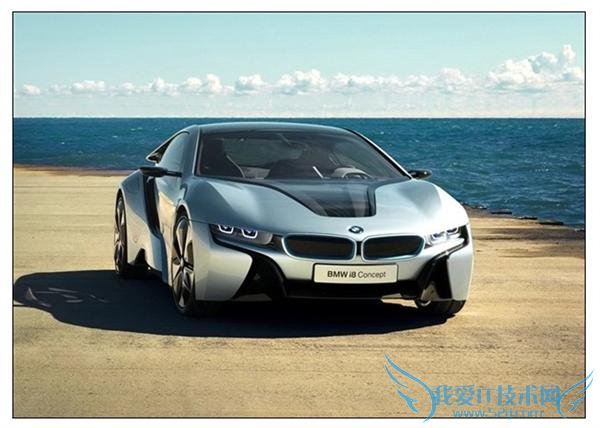 这路况、这底盘宝马 i8 还是翻了 原因却万万没想到