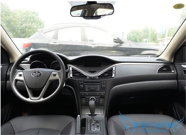 一汽新奔腾 B70 上市售 9.98-14.98 万 看到中控台都哭了