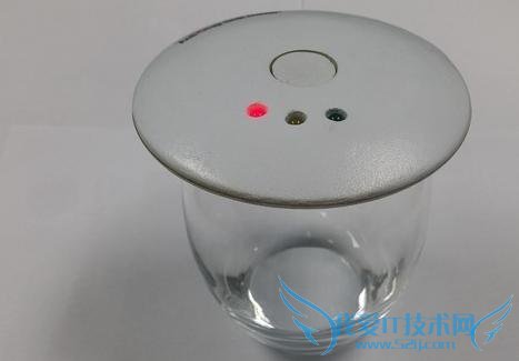 再也不用担心被下药了 台湾一所大学研发“防下药杯盖”