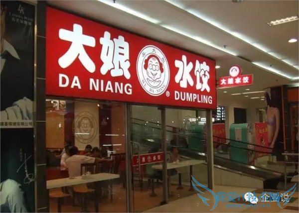 大娘水饺与 CVC 开撕:吴国强获张兰帮腔 步俏江南后尘