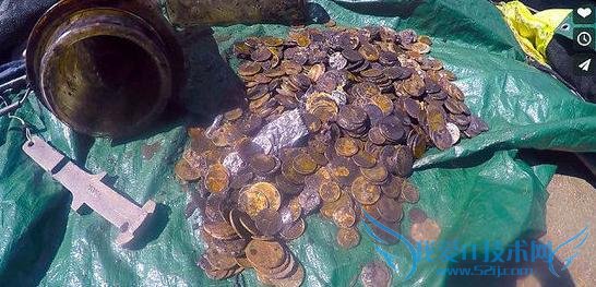 Ǳˮֽ ǱˮԱ׷ 868 ö