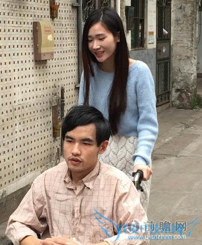 美女大学生网恋残疾小伙还主动求婚 情根深种还是炒作?