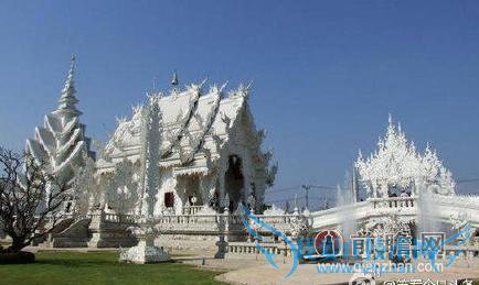 泰国白庙厕所供非中国人使用 文雅版“中国人与狗禁入”