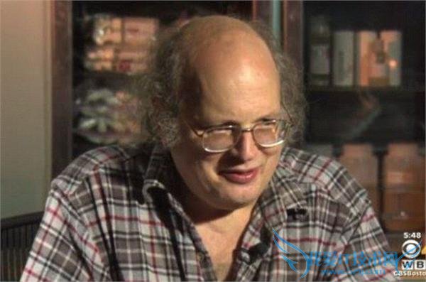 美国科学家 12 年不洗澡 只为保持皮肤上的细菌